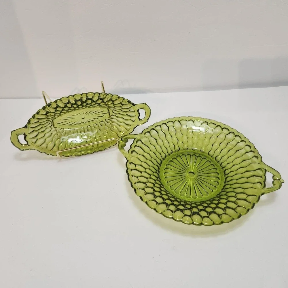 Indiana Glass Co. items shown